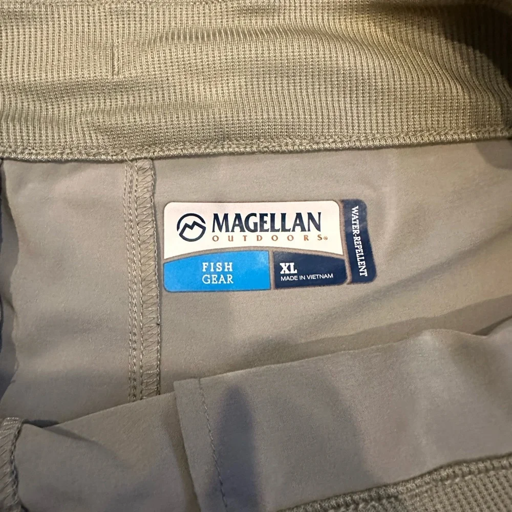 Magellan Outdoors Women's Beige Athletic Shorts